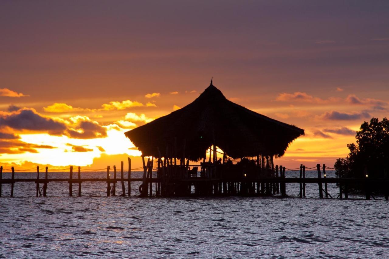Fundu Lagoon Wambaa Bagian luar foto
